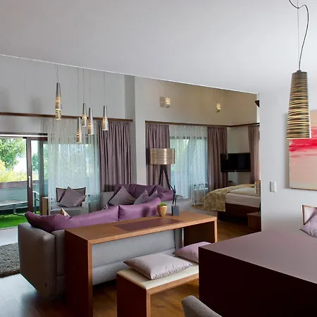 Heinzler Am Hotel 4*
